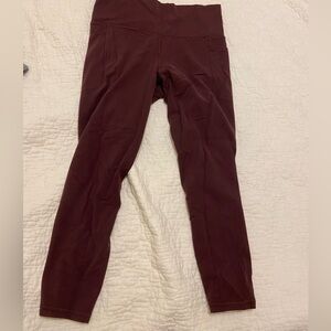 Athletes Salutation Stash tight cabernet Medium